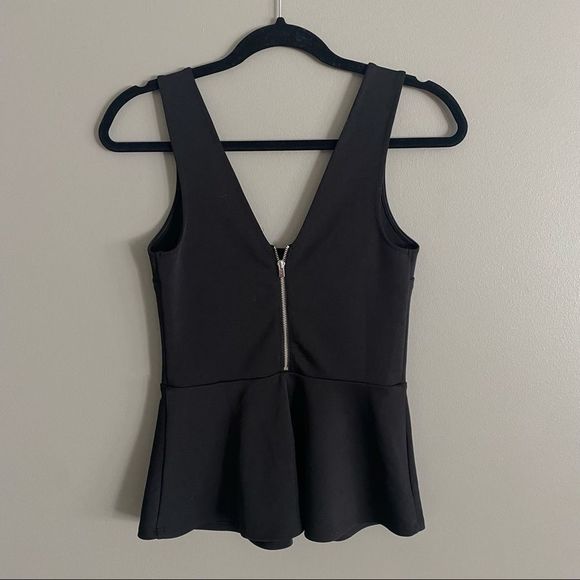 Express V Neck Peplum Zipper Back Tank Top Black Womens Size Small - Picture 2 of 6